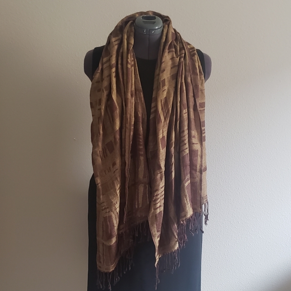 Multiple scarves!! - Picture 8 of 14